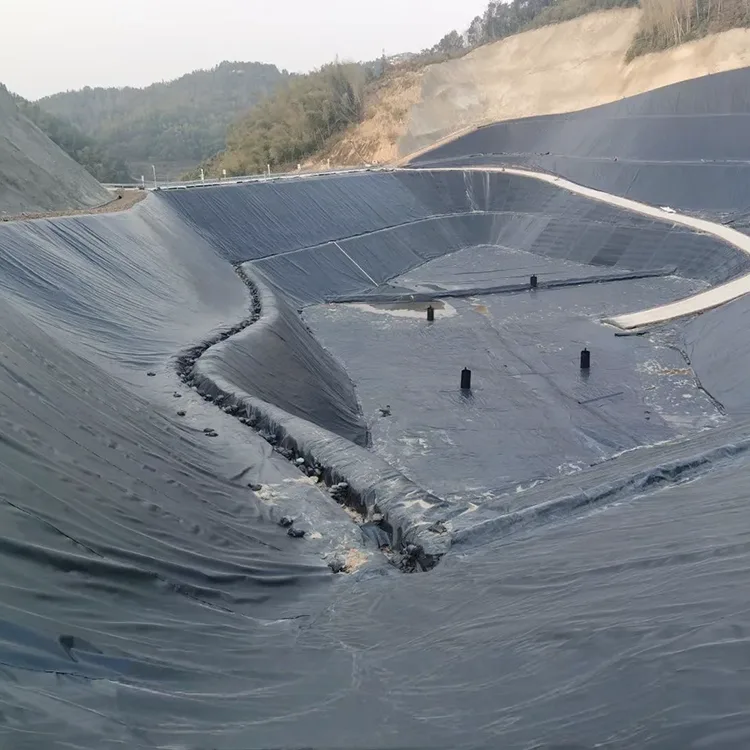Geomembrane ฝังกลบของเสียอันตราย